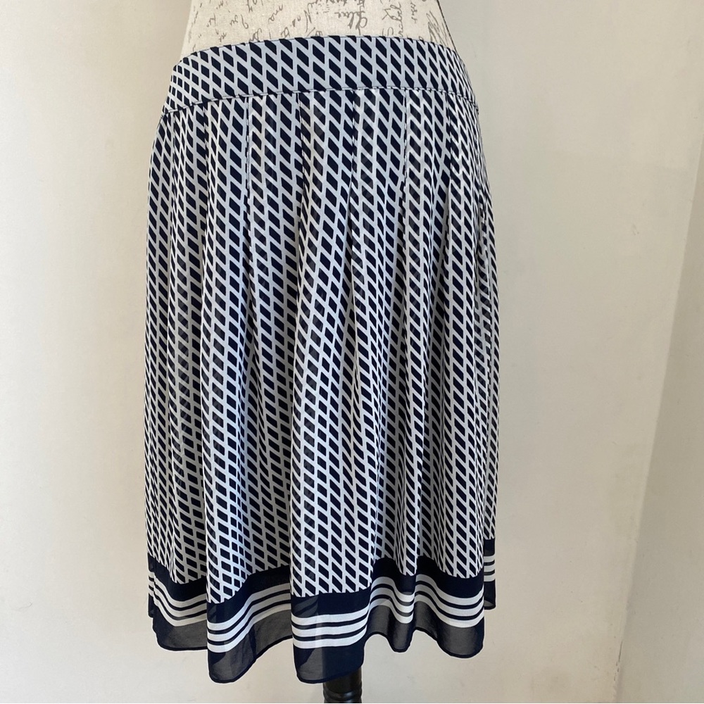 Talbots Women’s Petite SZ 10 Skirt Navy White